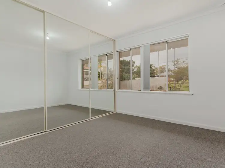 Fifth view of Homely house listing, 20 Inkpen Way, Orelia WA 6167
