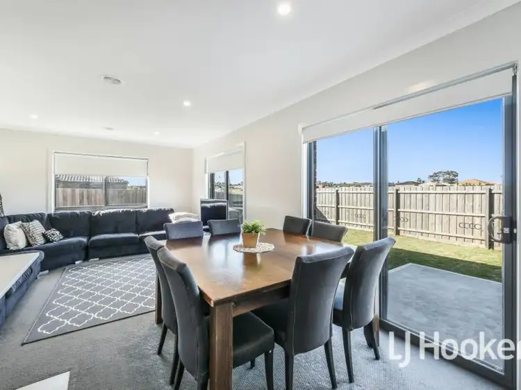 Fifth view of Homely house listing, 39 Sallys Run, Hampton Park VIC 3976