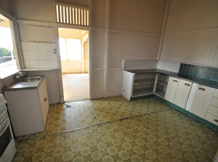 Fifth view of Homely house listing, 7 Pansy Street, Wynnum QLD 4178
