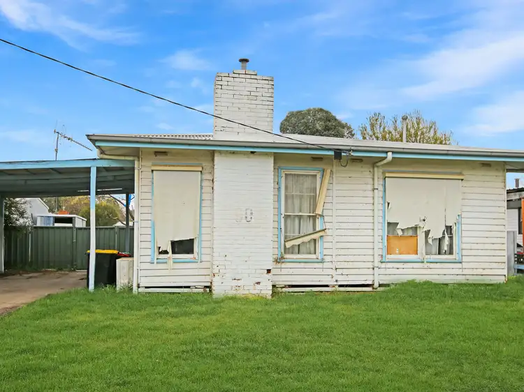 Main view of Homely house listing, 90 Thomas Street, Benalla VIC 3672