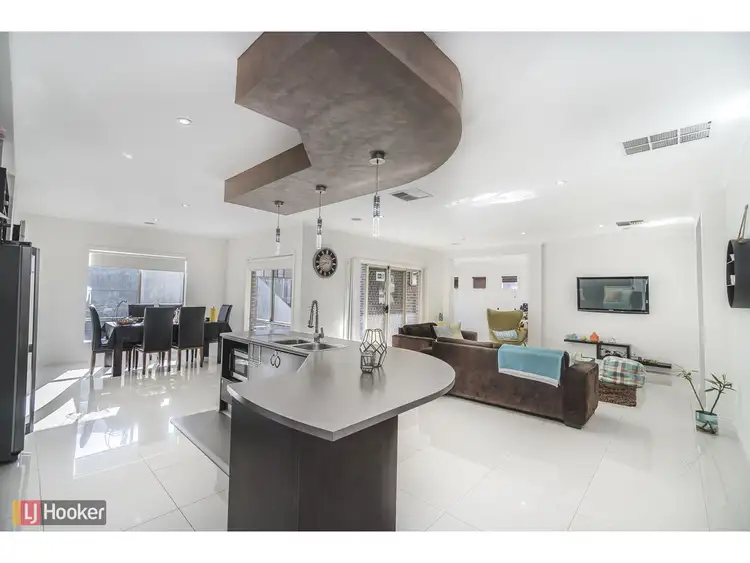 Fifth view of Homely house listing, 14 Beechville Place, Craigieburn VIC 3064