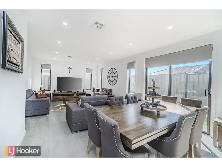 Seventh view of Homely house listing, 40 Admiration Drive, Craigieburn VIC 3064