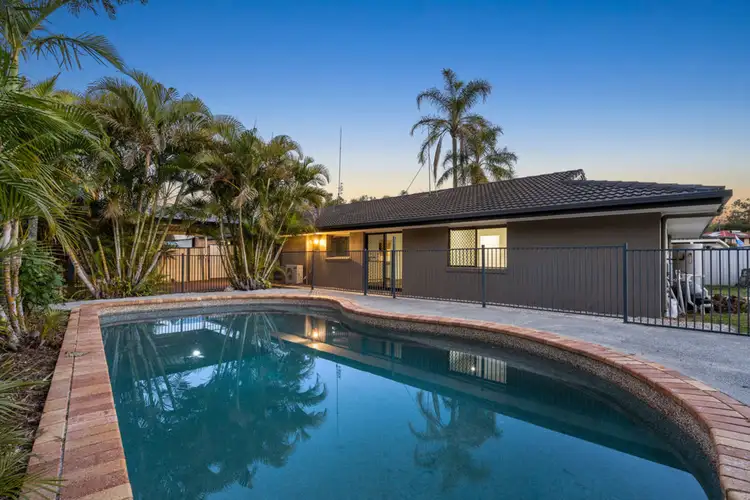 1 Calder Crescent, Helensvale QLD 4212
