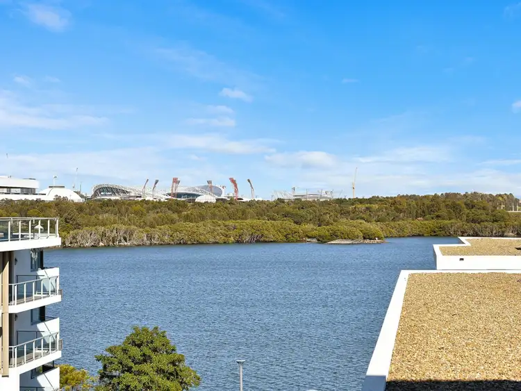 502/16 Shoreline Drive, Rhodes NSW 2138