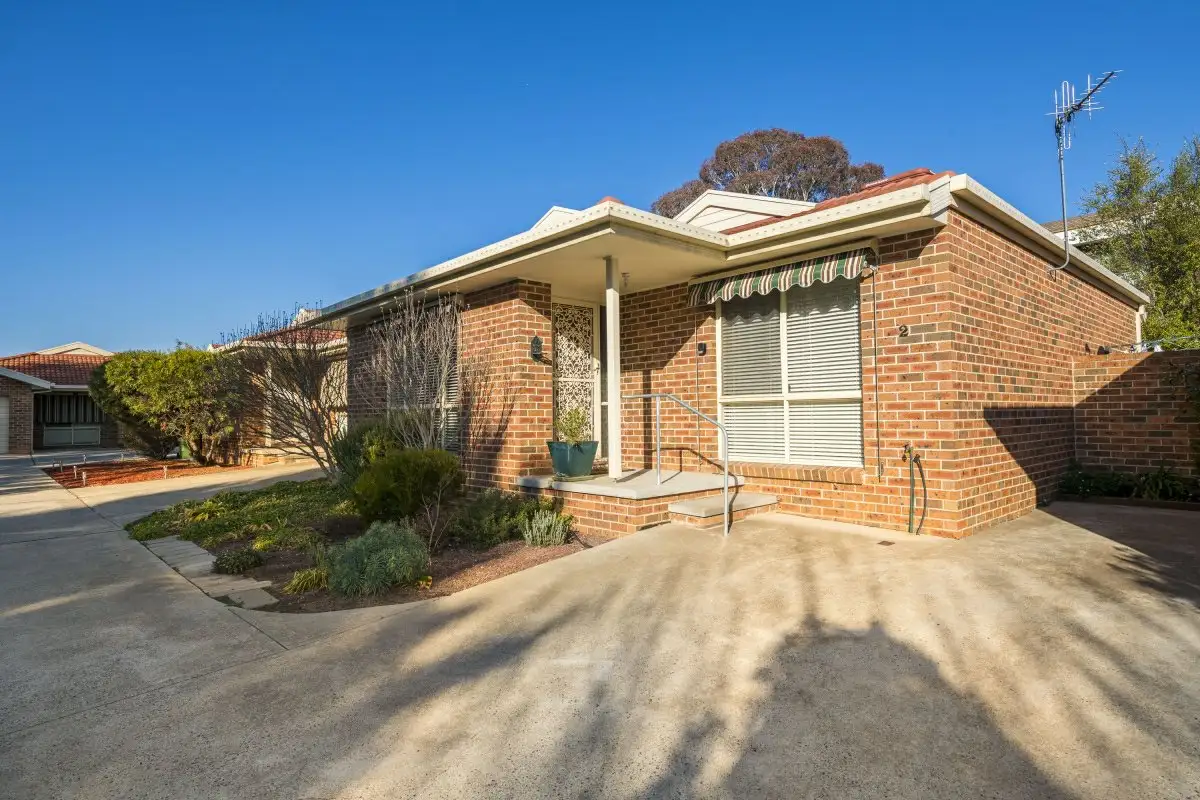 Main view of Homely townhouse listing, 2/9 Davison Street, Queanbeyan NSW 2620