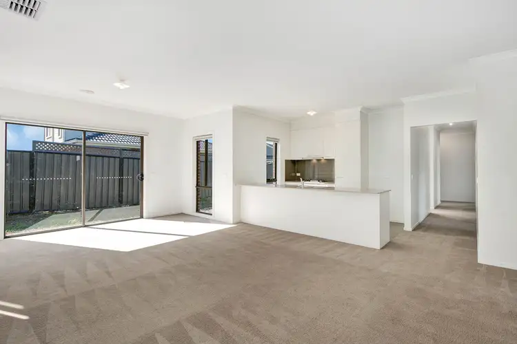 Sixth view of Homely house listing, 20 montpellier Crescent, Craigieburn VIC 3064