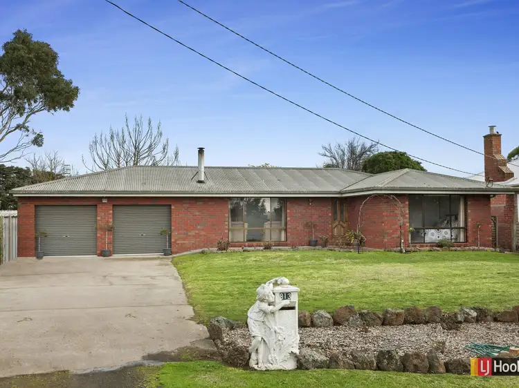 813 Corangamite Lake Road, Coragulac VIC 3249