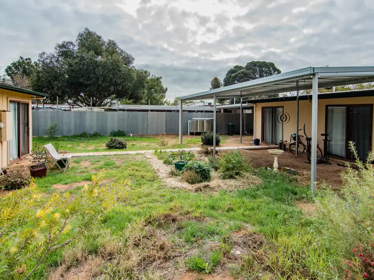 12 Matruh Street, Loxton North SA 5333