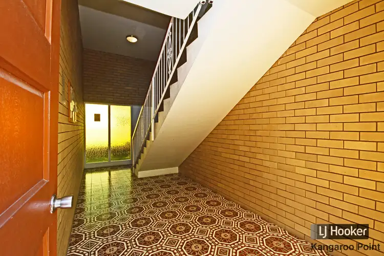 Second view of Homely unit listing, 2/27 Thorpe Street, Balmoral QLD 4171