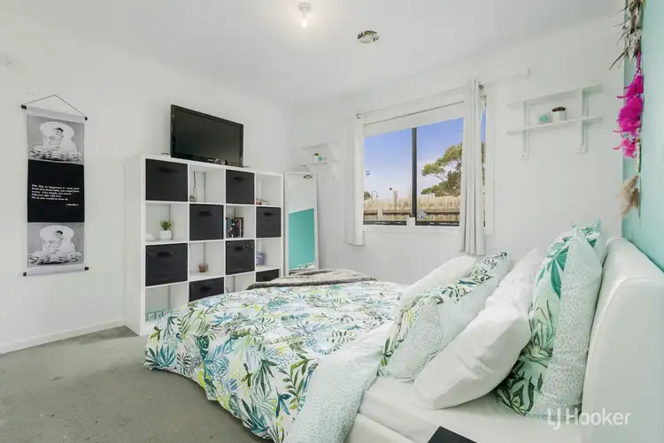 Sixth view of Homely house listing, 5 Pinecone Court, Werribee VIC 3030