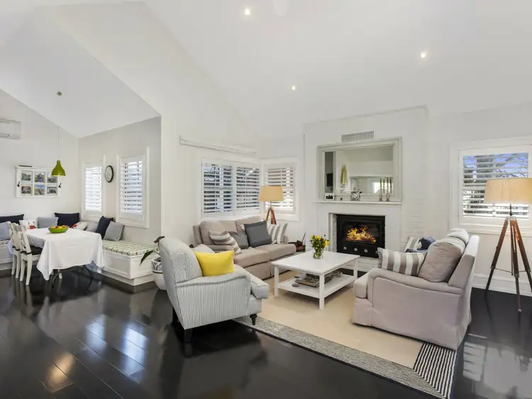 Fourth view of Homely house listing, 17 Bailey Place, Yarralumla ACT 2600