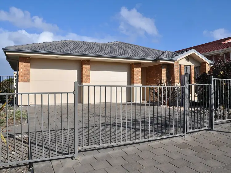 9 Aquamarine Boulevard, Hayborough SA 5211