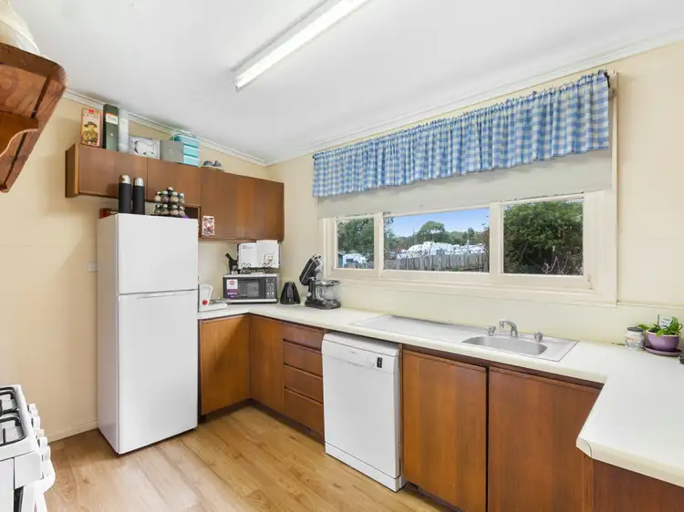 Fifth view of Homely house listing, 206-208 High Street, Broadford VIC 3658
