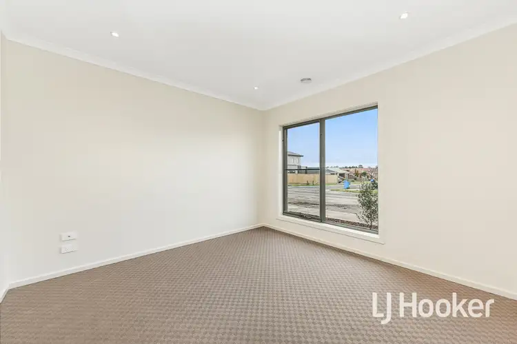 Seventh view of Homely house listing, 65 Highmount Drive, Hampton Park VIC 3976