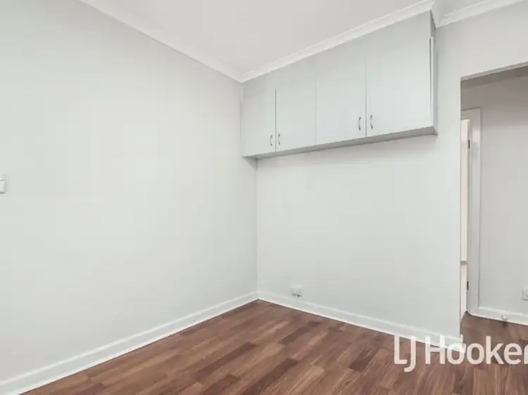 Fourth view of Homely house listing, 32 Oak Avenue, Doveton VIC 3177