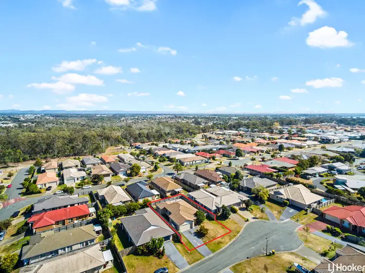 Third view of Homely house listing, 5 Arakoon Court, Rothwell QLD 4022