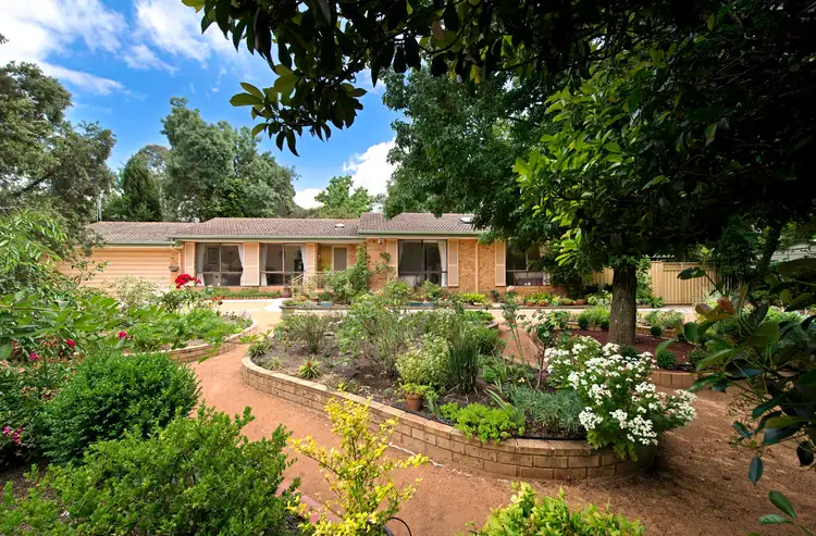9 Nicholls Place, Higgins ACT 2615