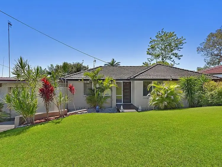 104 Cresthaven Avenue, Bateau Bay NSW 2261