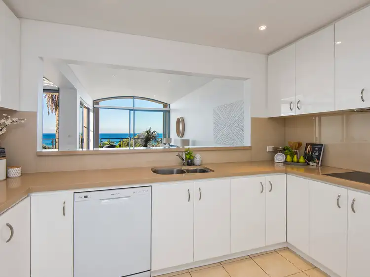 Sixth view of Homely apartment listing, 4/10-16 Surfview Road, Mona Vale NSW 2103