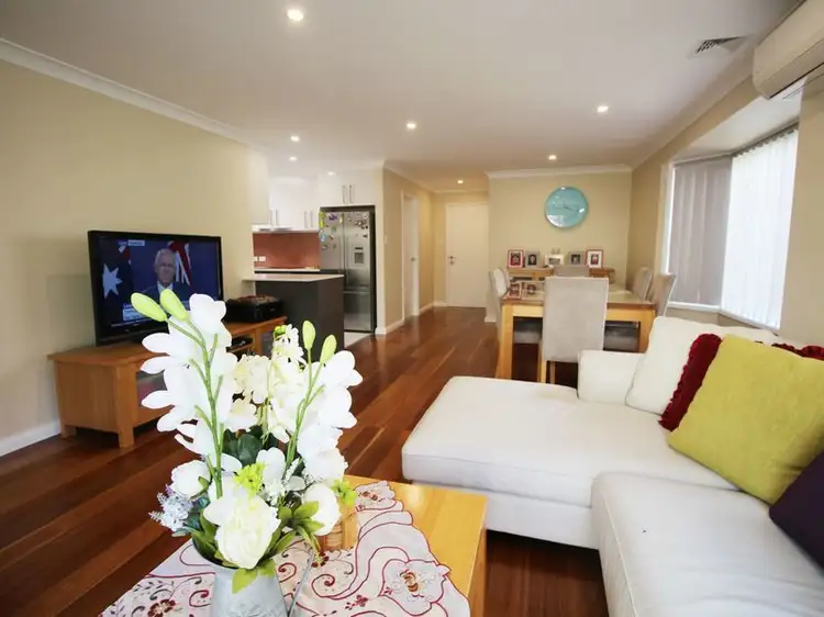 4/9 Jennie Cox Close, Erina NSW 2250