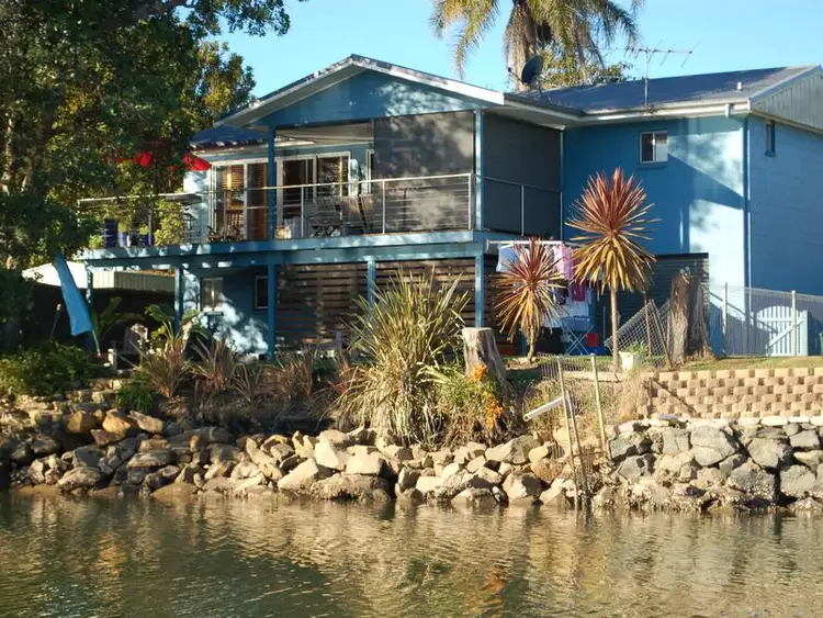 1 Marina Crescent, Urunga NSW 2455