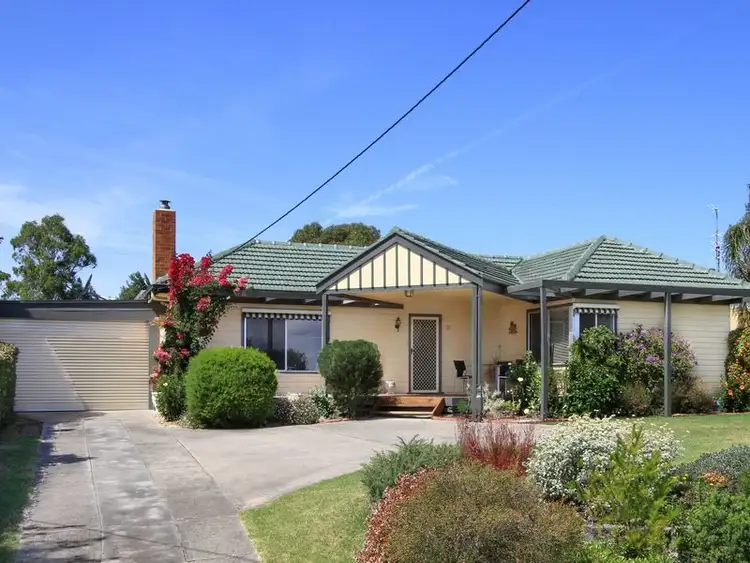 35 Robb Street, Bairnsdale VIC 3875