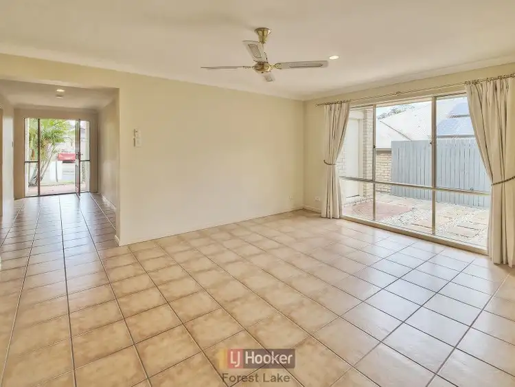 Second view of Homely house listing, 11 Piccadilly Place, Forest Lake QLD 4078