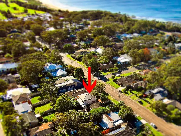 Second view of Homely house listing, 37 Lakin Street, Bateau Bay NSW 2261