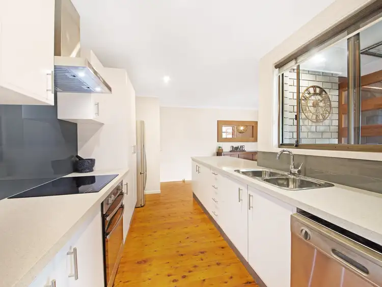 Fifth view of Homely house listing, 27 Charmhaven Avenue, Charmhaven NSW 2263