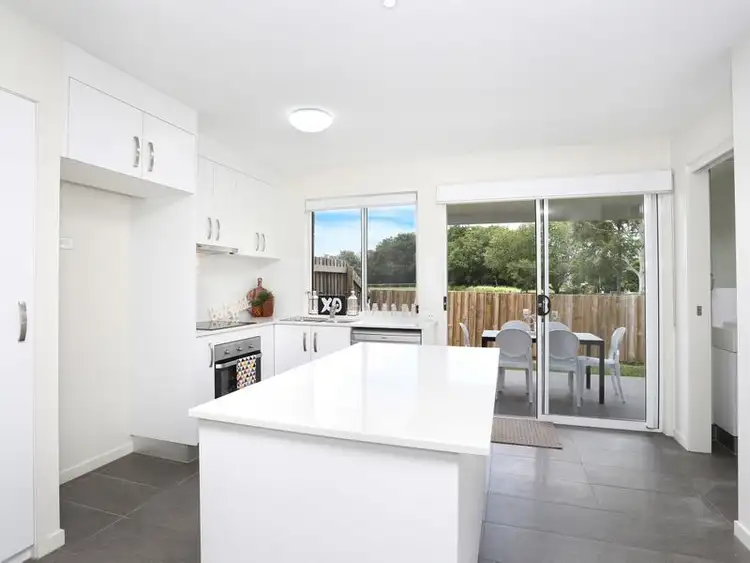 Fifth view of Homely townhouse listing, 2/93 York Street, Nundah QLD 4012