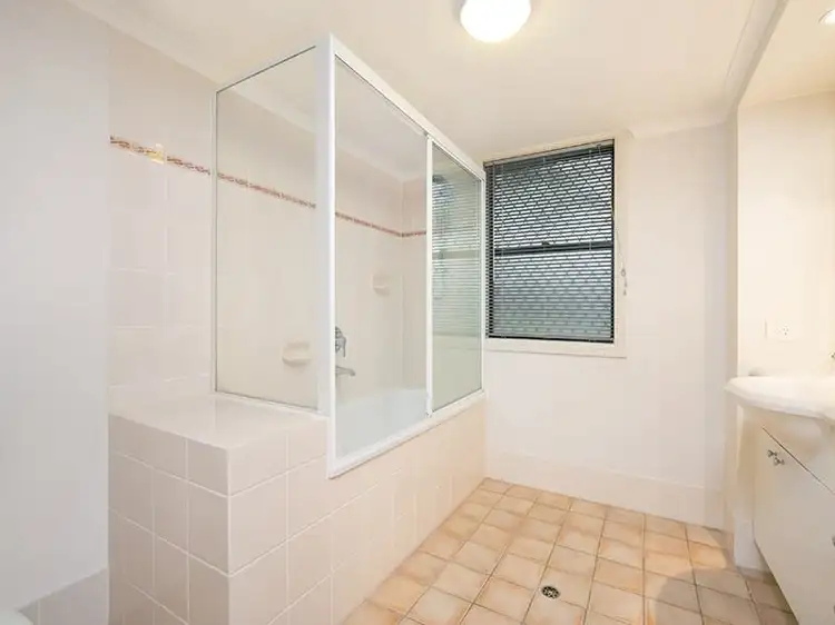 Fifth view of Homely unit listing, 3/20 Norman Crescent, Norman Park QLD 4170