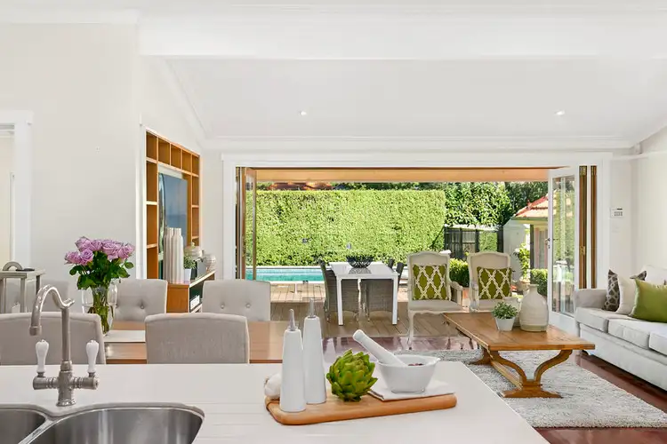 2 Stafford Road, Artarmon NSW 2064