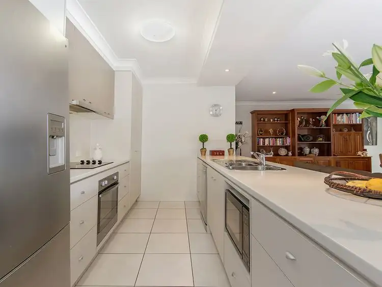 Sixth view of Homely unit listing, 2/15 Aquarius Street, Reedy Creek QLD 4227