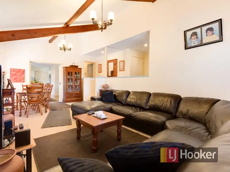 Second view of Homely house listing, 2/4 Belsize Court, Endeavour Hills VIC 3802