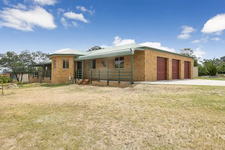 6 Telopea Place, Queanbeyan NSW 2620
