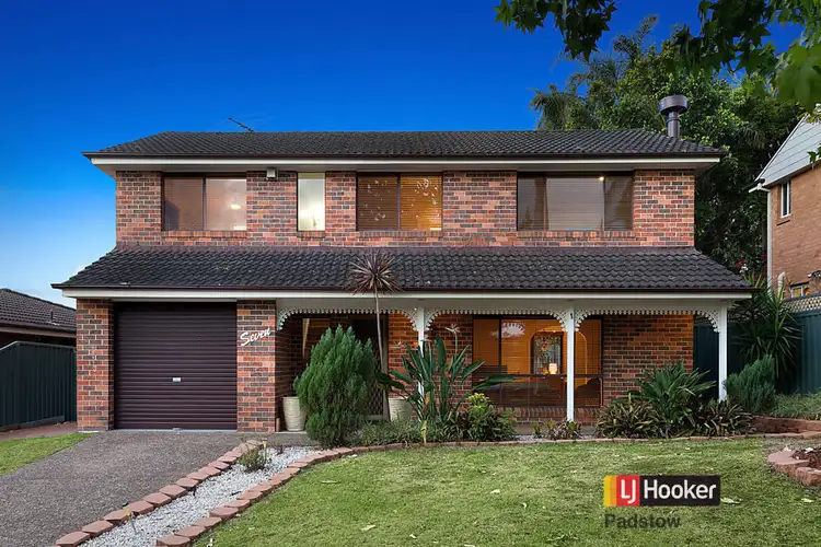 7 Cuthbert Place, Menai NSW 2234