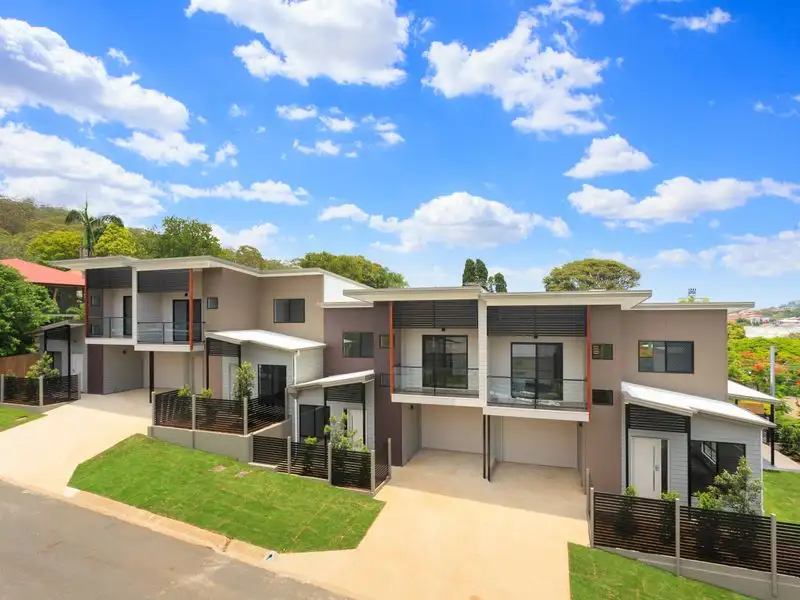 Main view of Homely townhouse listing, 4/69 TENBY STREET, Mount Gravatt QLD 4122