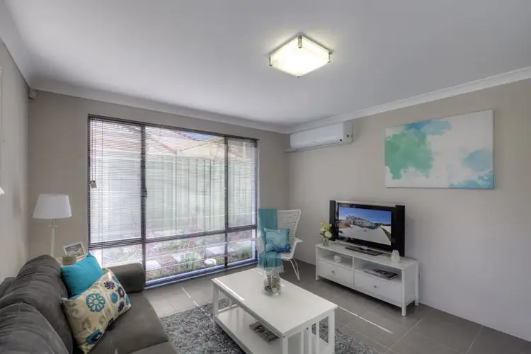 6/15 Boonooloo Road, Kalamunda WA 6076