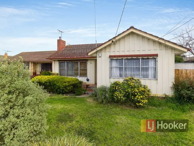 2 Julian Street, Werribee VIC 3030