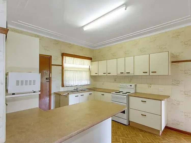 Fifth view of Homely house listing, 154 Brisbane Water Drive, Point Clare NSW 2250
