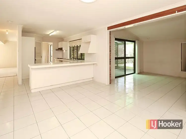 Third view of Homely house listing, 5 Meadowbank Street, Carindale QLD 4152