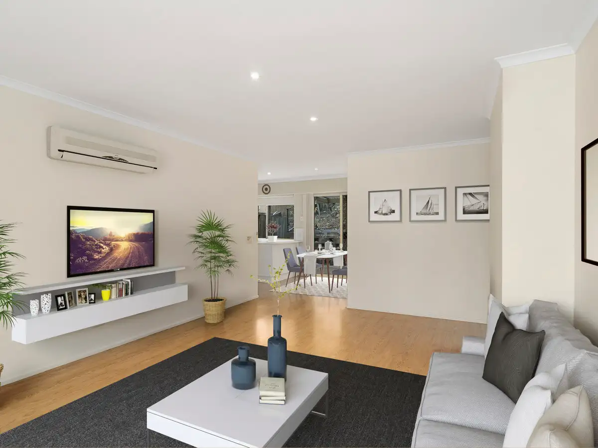 Main view of Homely villa listing, 8/32 Hollywood Place, Oxenford QLD 4210