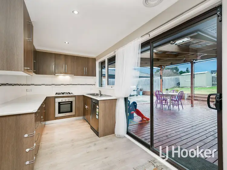 Fifth view of Homely house listing, 5 Meredith Crescent, Hampton Park VIC 3976