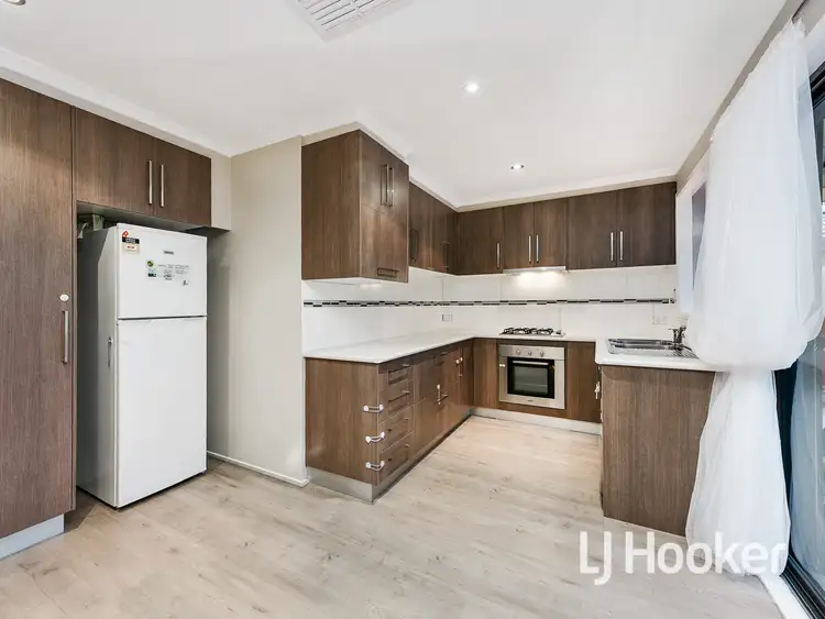 Sixth view of Homely house listing, 5 Meredith Crescent, Hampton Park VIC 3976