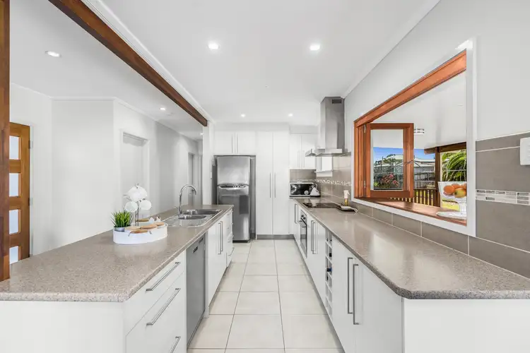 Second view of Homely house listing, 85 Sunnydale Street, Upper Mount Gravatt QLD 4122