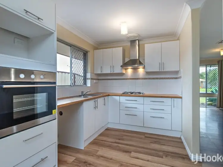 Second view of Homely house listing, 8 Mintern Court, Thornlie WA 6108