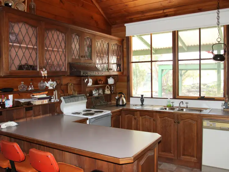 Seventh view of Homely rural property listing, 1000 Yarck Rd, Gobur VIC 3719