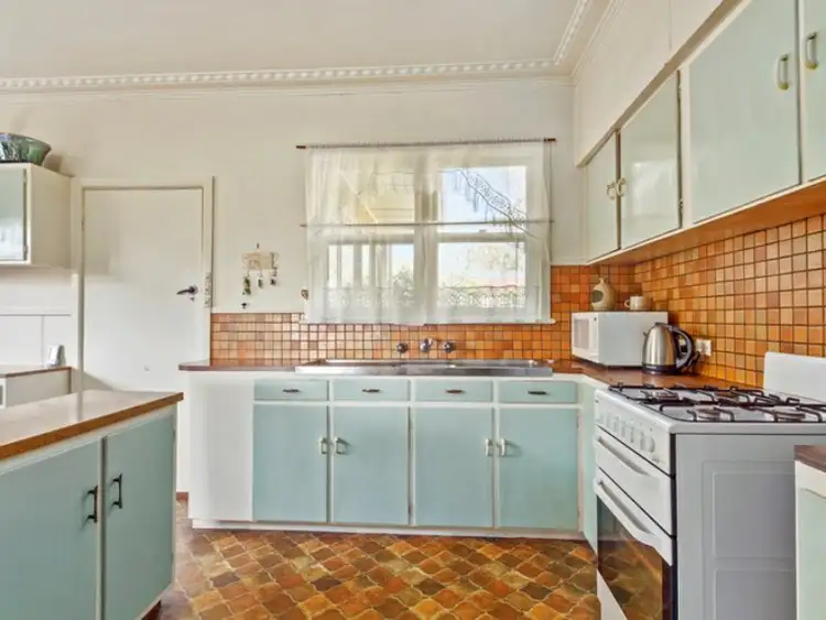 Fifth view of Homely house listing, 107 Grey Street, Traralgon VIC 3844