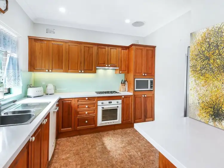 Fifth view of Homely house listing, 32 Fraser Avenue, Eastgardens NSW 2036