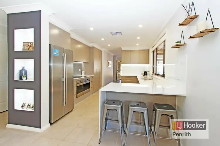 11 Selwyn Ave, Cambridge Gardens NSW 2747